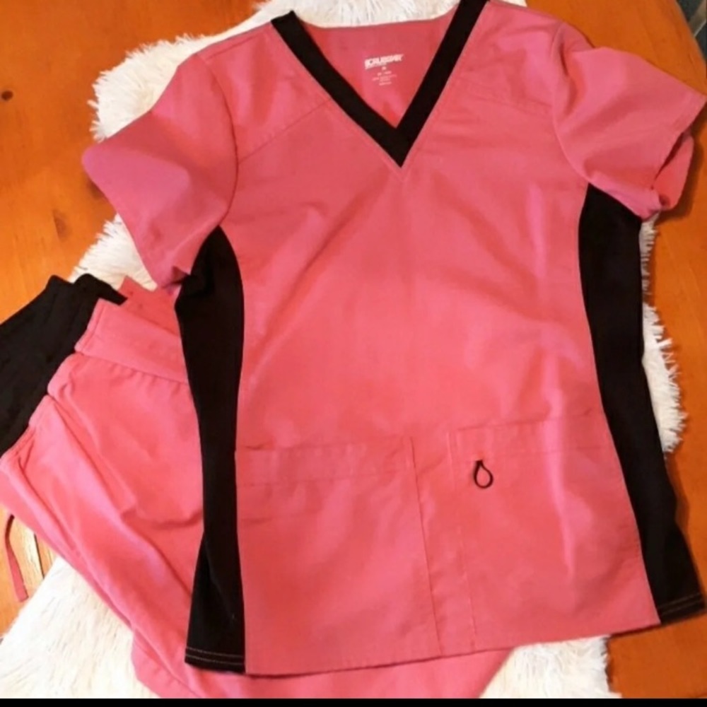 NWOT‼️ Pink Scrub Set